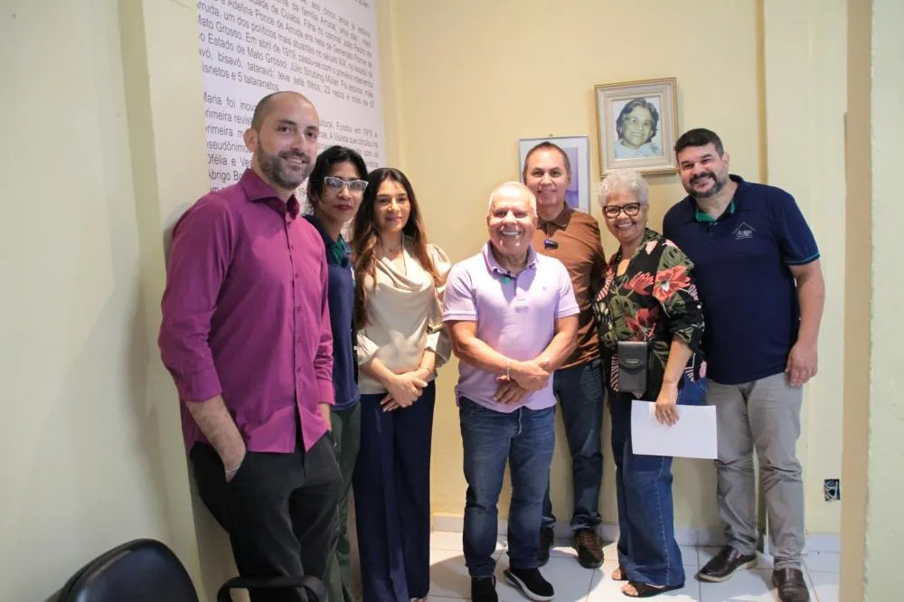 Comissão de Direitos dos Idosos visita Abrigo Bom Jesus e dedica doações à Instituição