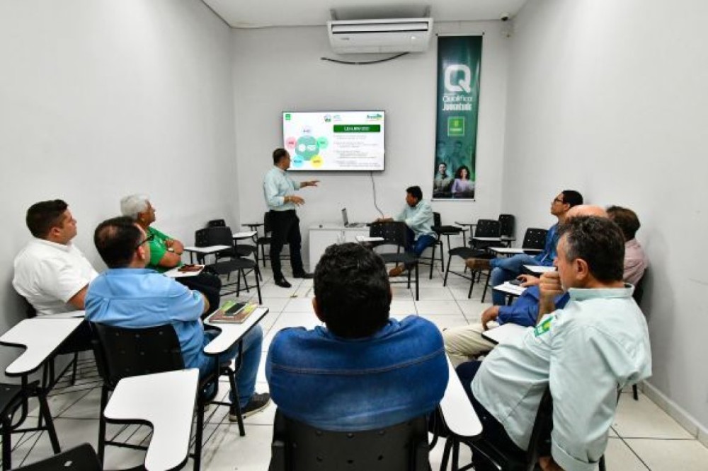 Secretário alinha parceria estratégica para fomentar o setor agropecuário através do programa Agro da Gente