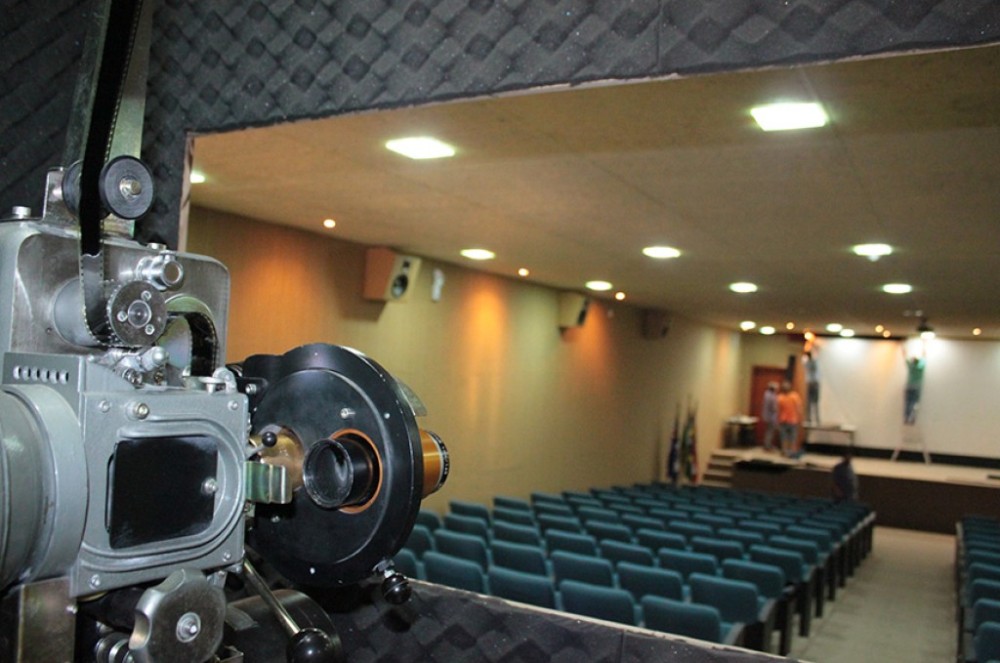 Lula sanciona lei que estende até 2033 cota de filmes nacionais em cinemas