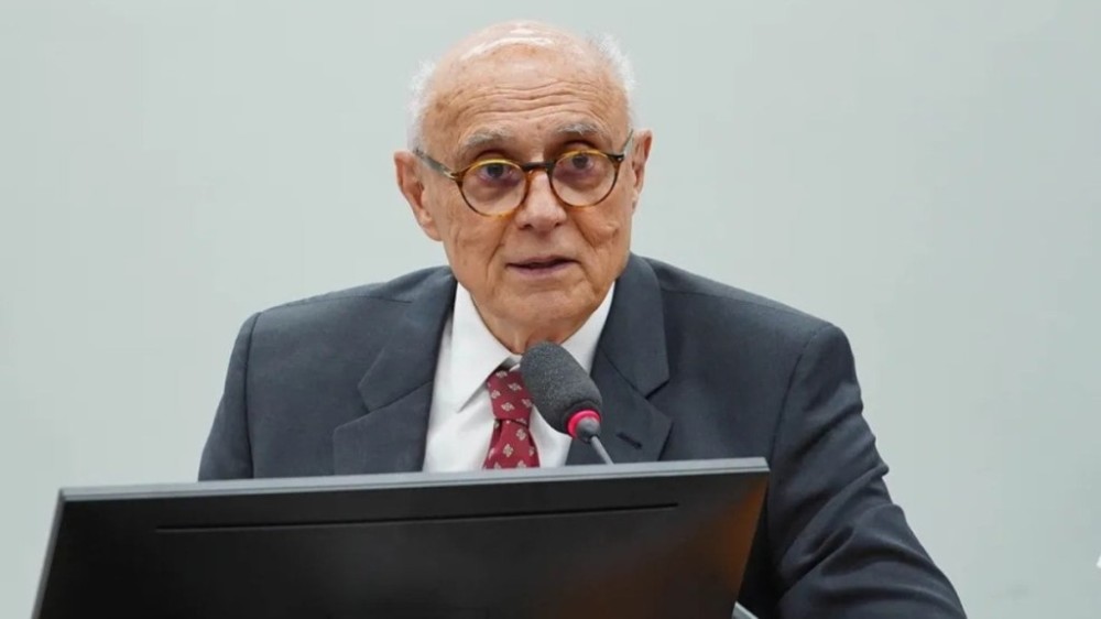 Suplicy recua de prévias e defende apoio a Marta para vice de Boulos