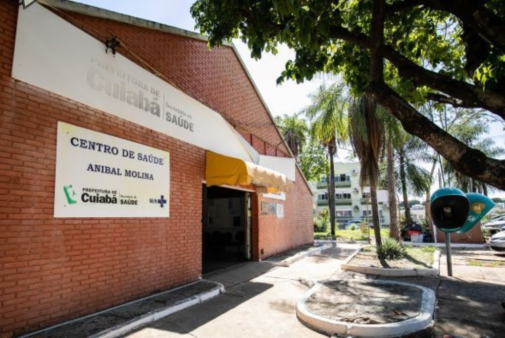 Prefeito Emanuel Pinheiro reabre centro de saúde fechado pelo gabinete de intervenção do Estado