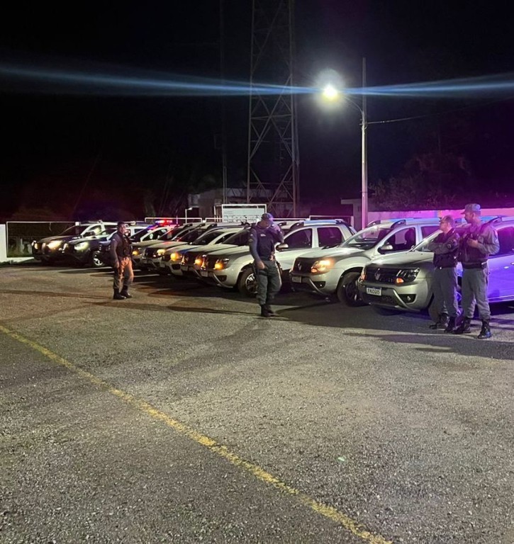 Polícia Militar prende 14 suspeitos e recupera nove veículos furtados de concessionária