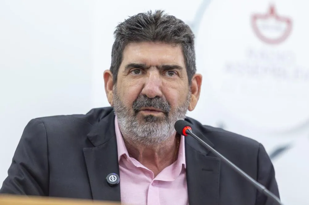 Dr. João propõe linha de crédito para melhoria genética do gado de pequenos produtores