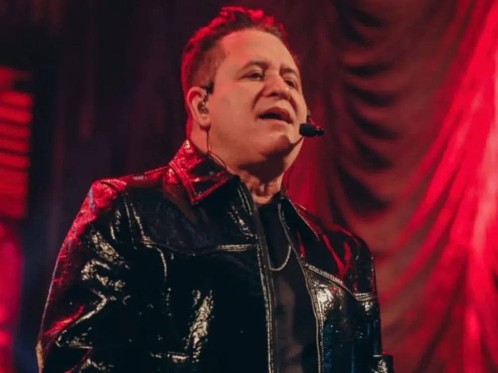 Marrone sofreu cortes em queda e segue internado sem previsão de alta, diz nota Com Marrone internado após queda de palco, Bruno se apresentará sozinho nesta segunda-feira (12/5) no Mato Grosso do Sul