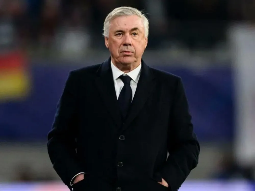 Mansão, jatinho e milhões: Saiba detalhes do acordo entre Carlo Ancelotti e CBF Treinador italiano terá vencimentos de R$ 5 milhões mensais, jato particular à disposição, casa de luxo e bônus de € 5 milhões se levar o Brasil ao hexa em 2026