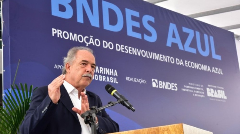 Brasil acorda para economias verde e azul