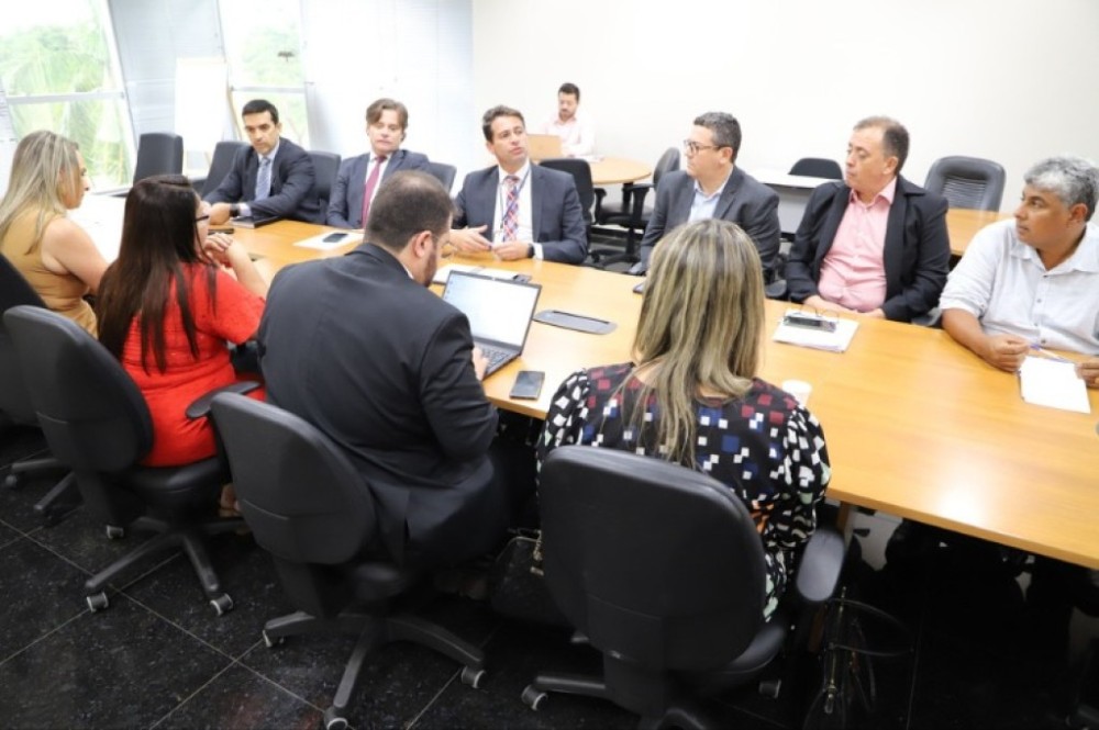 Ações da saúde em Cuiabá são alinhadas em reunião promovida pelo MPMT