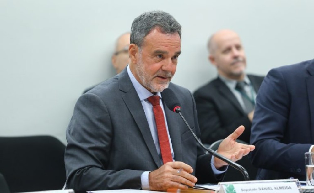 Projeto vincula auxílio-gás à compra de botijão em revenda autorizada