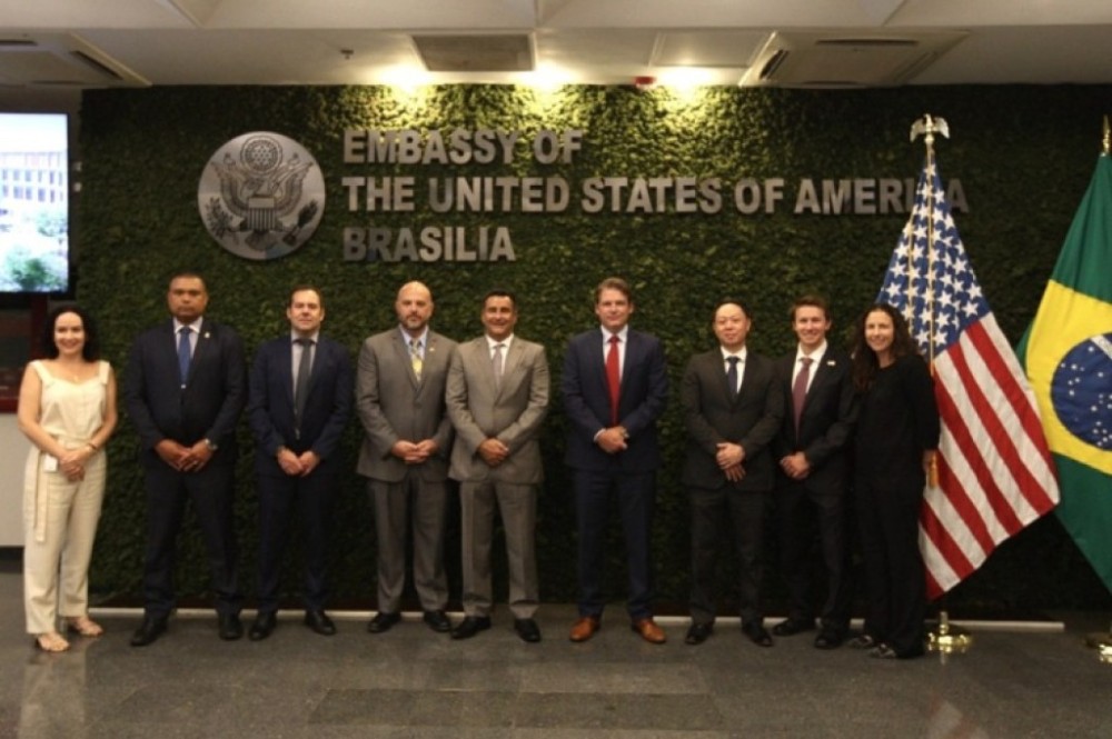 MPMT firma termo de cooperação com o Governo americano