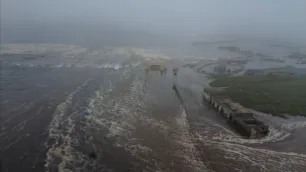 Tsunami após terremoto de 8,8 atinge Rússia, Japão e outras partes do mundo Tremor na costa do extremo leste russo foi o mais forte do mundo desde 2011