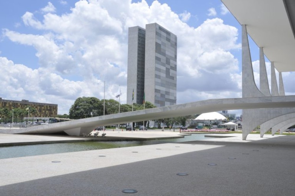 Congresso volta do recesso em fevereiro com 20 medidas provisórias na pauta