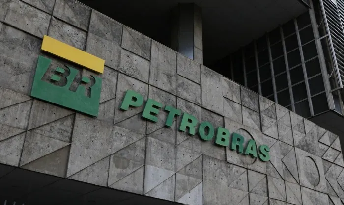 Petrobras inicia pagamento de dividendos a acionistas
