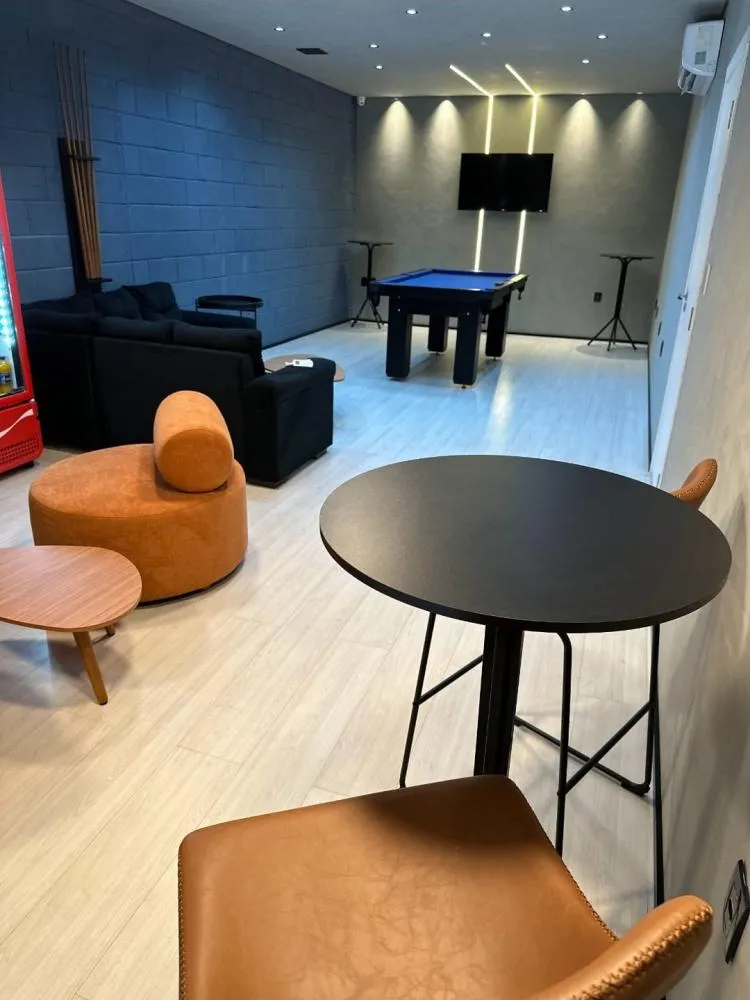 Studio Porto Motos Uma experiência premium inesquecível. 
