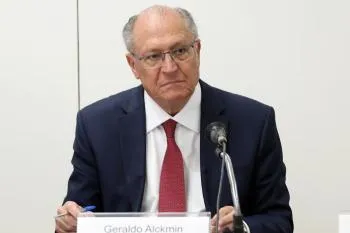Alckmin diz que Lula pediu suspensão de tarifa de 40% a Trump e que Rubio não é problema