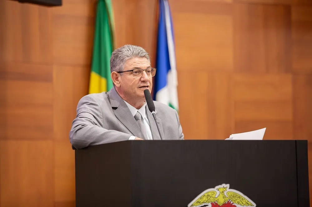 Moretto mostra três áreas para construção do Hospital Regional de Pontes e Lacerda e pede agilidade na escolha 