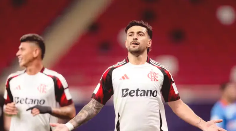 Flamengo vence o Cruz Azul e se classifica às semifinais da Copa Intercontinental