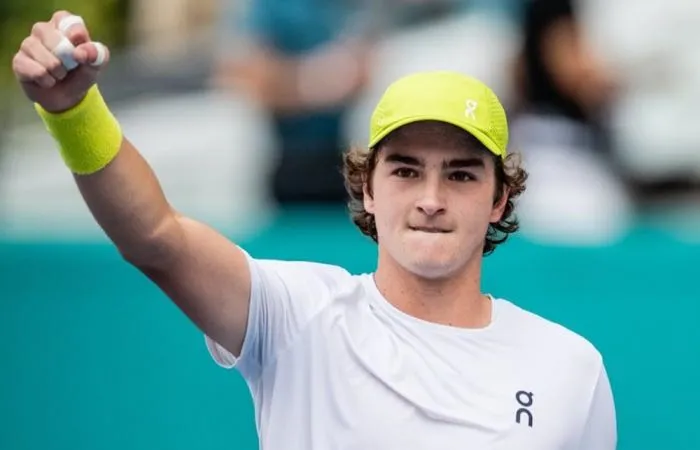 João Fonseca desiste de ATP 250 de Brisbante devido à lesão na lombar