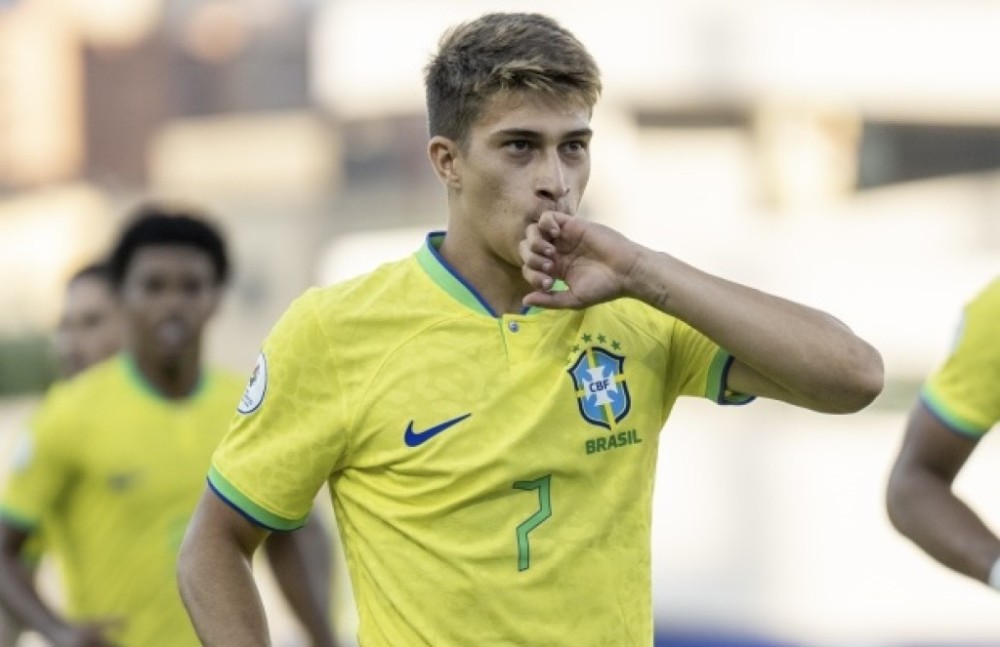 Brasil vence o Equador de virada e encaminha classificação