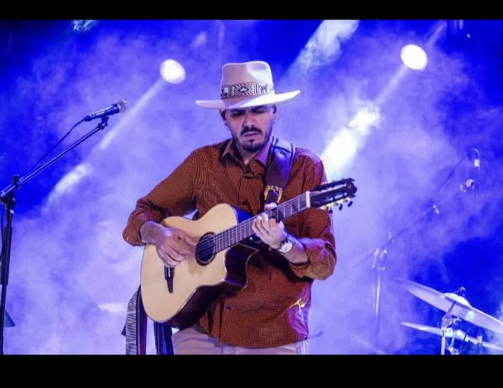 Coluna Anamaria: TURNÊ INTERNACIONAL: Henrique Maluf leva a música mato-grossense para o mundo com “Fronteira Pantaneira”