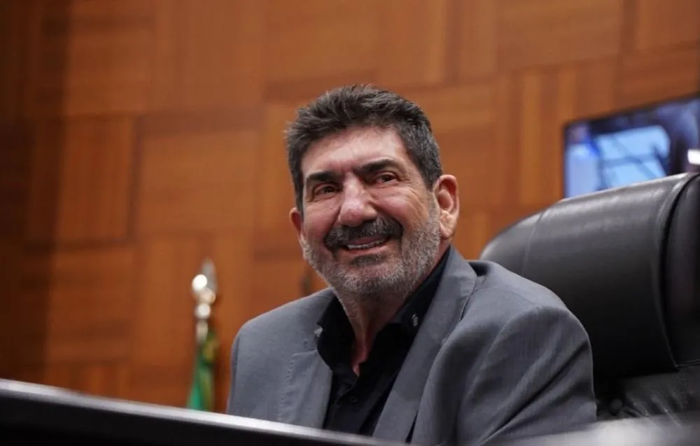 Sancionada lei de Dr. João que simplifica emissão da carteira da fibromialgia em Mato Grosso