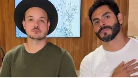 Sertanejo Israel, da dupla com Rodolffo, sofre acidente de carro na estrada