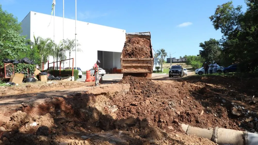 Moradores elogiam obra que encerra problema histórico de drenagem no bairro 23 de Setembro