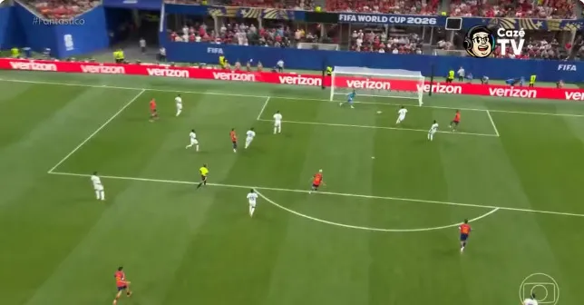 Espanha goleia a Arábia Saudita com primeiro gol de Lamine Yamal em uma Copa do Mundo; veja os resultados dos jogos deste domingo (21)