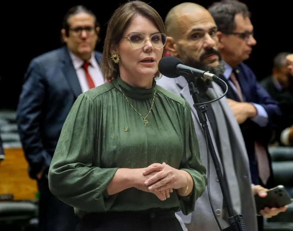 Coronel Fernanda está entre deputados do PL com mais projetos aprovados na Câmara em 2026