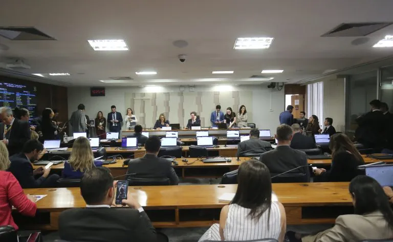Comissão Mista da Medida Provisória 1357/26 - Foto: Kayo Magalhães / Câmara dos Deputados 