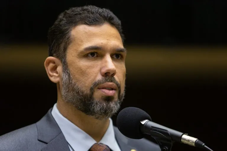 Projeto dobra limite de isenção de Imposto de Renda na venda de bens de pequeno valor 