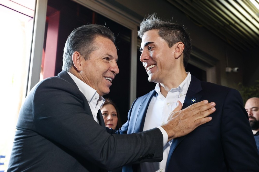 Em evento com professores, governador garante que vai continuar a investir na Educação