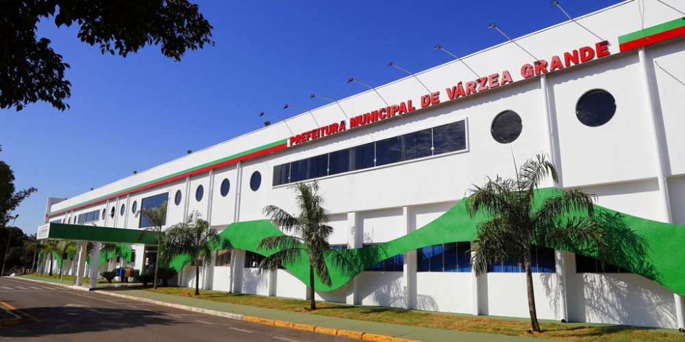 Kalil anuncia calendário de pagamento dos salários do funcionalismo para 2024