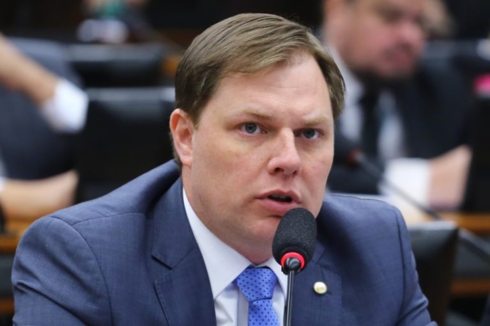 Projeto visa tornar mais clara para consumidor contratação de serviços adicionais ao principal