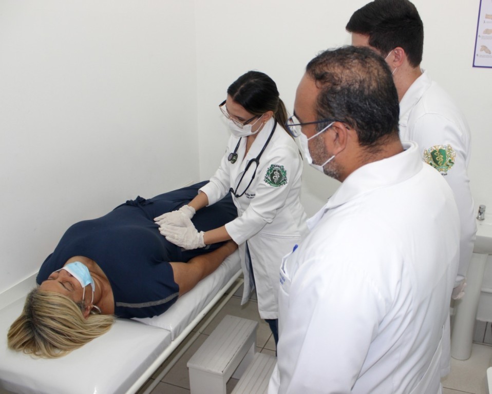 Primeira turma de residência em clínica médica do HPSMVG alcança 100% de aprovação