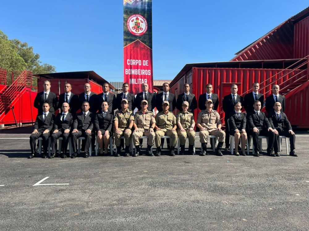Corpo de Bombeiros Militar entrega Espadim do 1° Curso de Formação de Oficiais nesta sexta-feira (2)