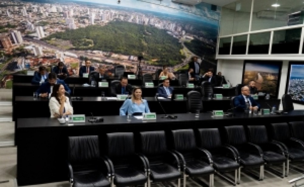 Câmara derruba veto e aprova pareceres da CCJR nesta sexta-feira (2)