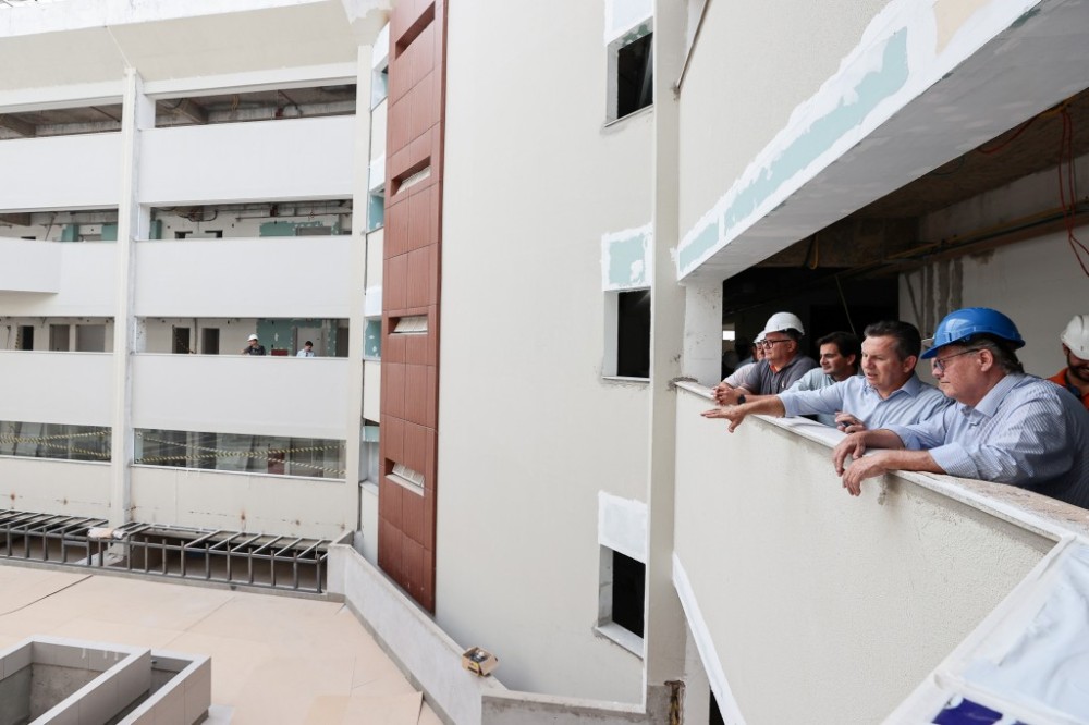 Obras do Hospital Central e do Celad serão entregues em 2024