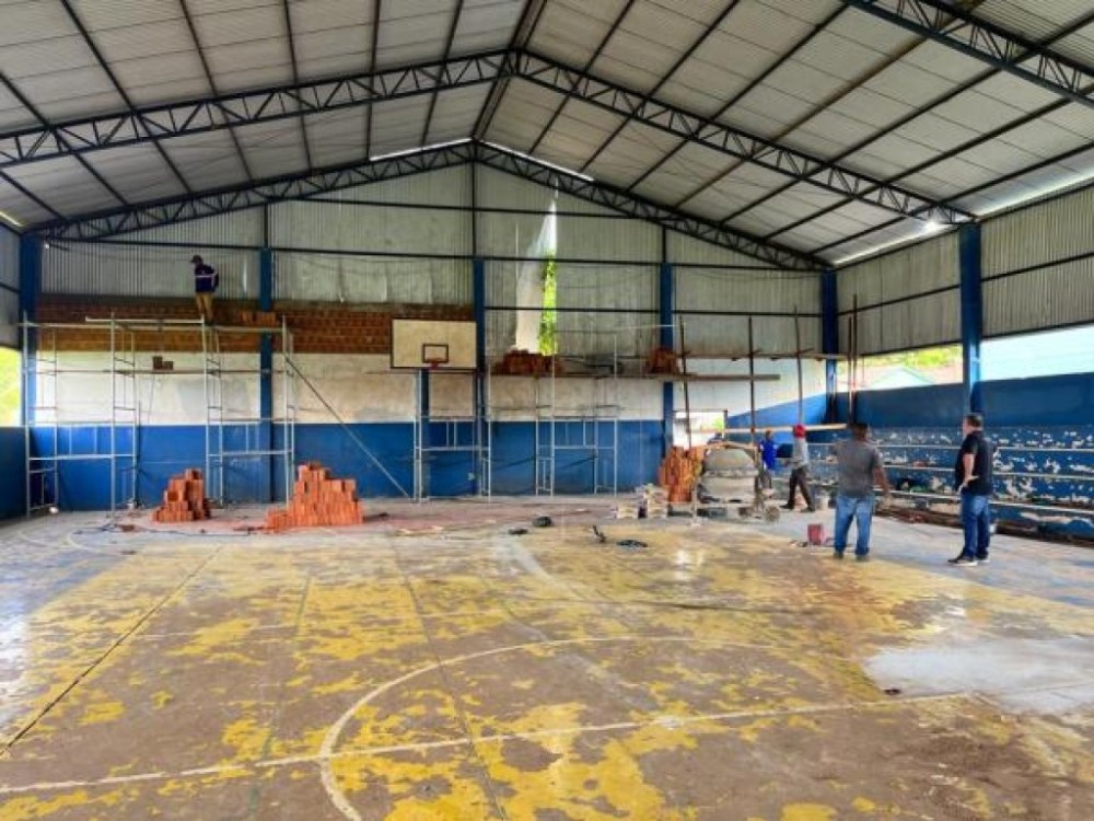 Quadra do Bairro União passa por revitalização e recebe piso de polipropileno