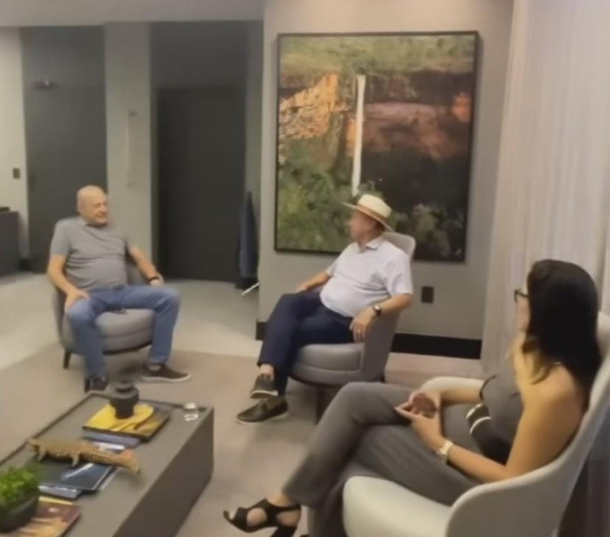 Prefeito se reúne com vice-governador e garante mais ônibus escolares para Sinop
