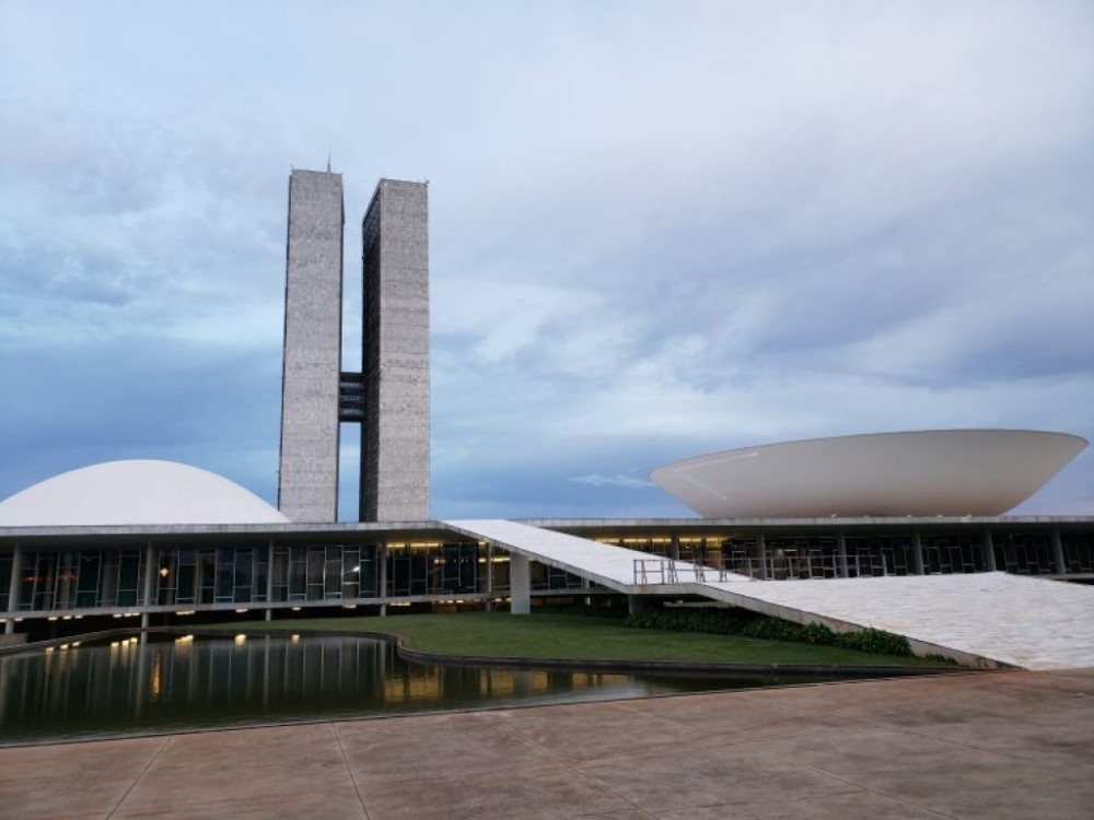 Sessão solene abre o ano legislativo nesta segunda-feira; assista ao vivo