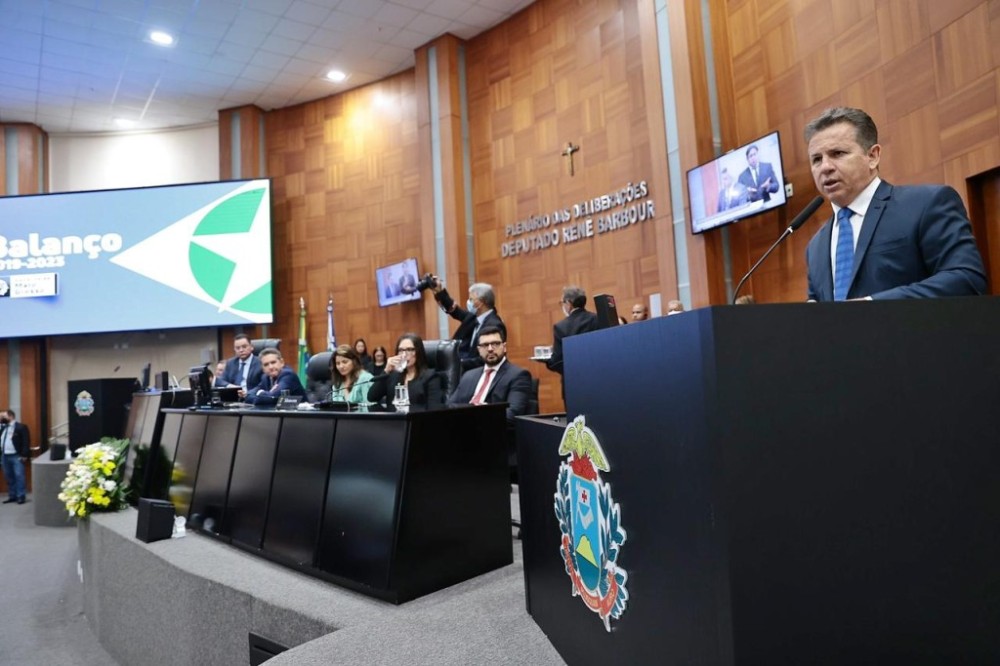 Governador apresenta balanço da gestão e garante continuidade de investimentos em MT