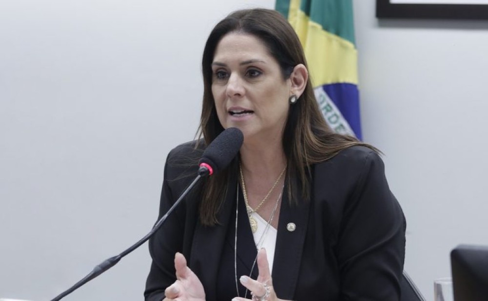 Projeto torna obrigatório realizar exames pré-operatórios em cirurgias odontológicas