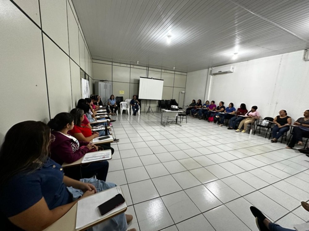 Imunização: Vacinadores participam de capacitação para aprimorar atendimento à população