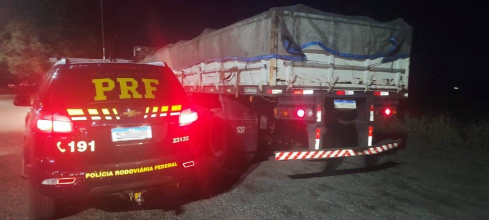 PRF de Sorriso/MT Intercepta Veículo com Autorização Especial de Trânsito (AET) Falsa na BR-163
