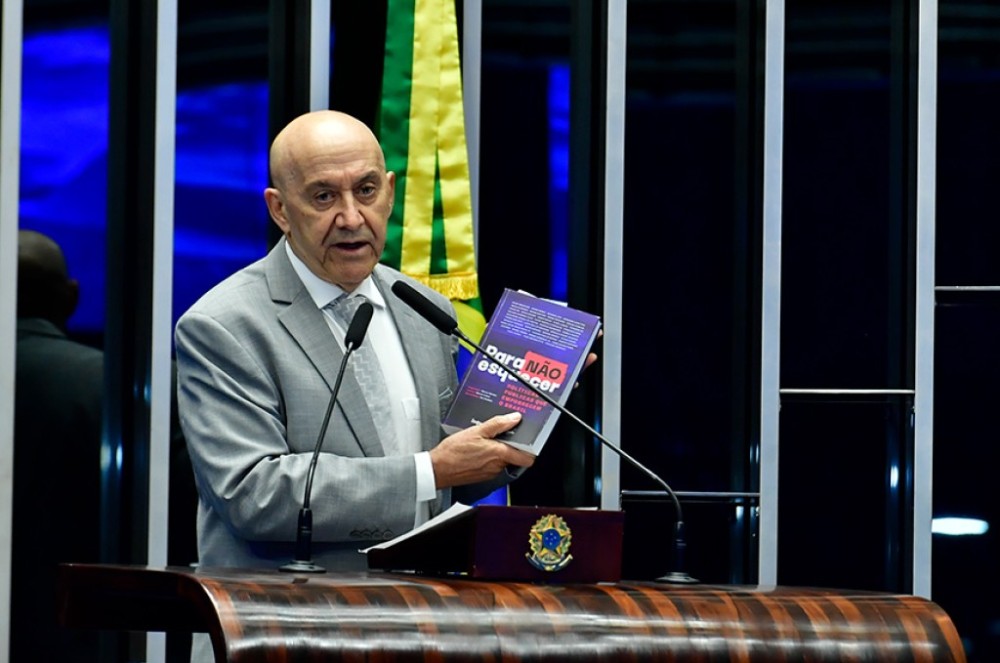 Confúcio Moura pede que Brasil não repita erros e combata desigualdades