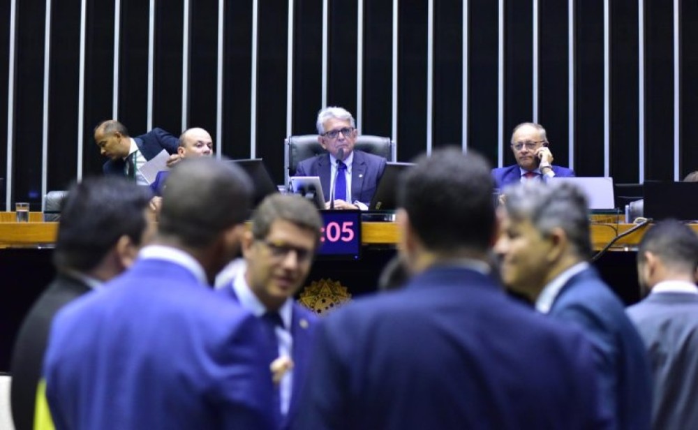 Câmara realiza sessão para análise de propostas; acompanhe