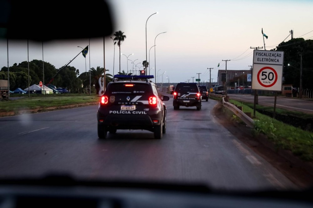 Homem é preso pela Polícia Civil após abusar sexualmente de criança de 10 anos enquanto ela dormia
