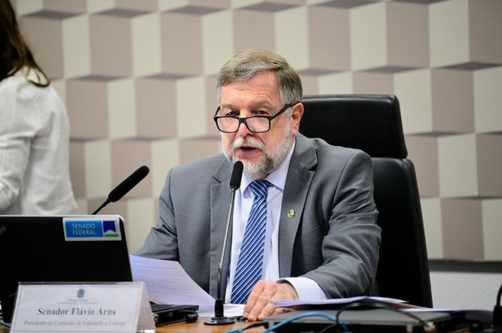 CE votará marco dos jogos eletrônicos e isenção da taxa do Enem