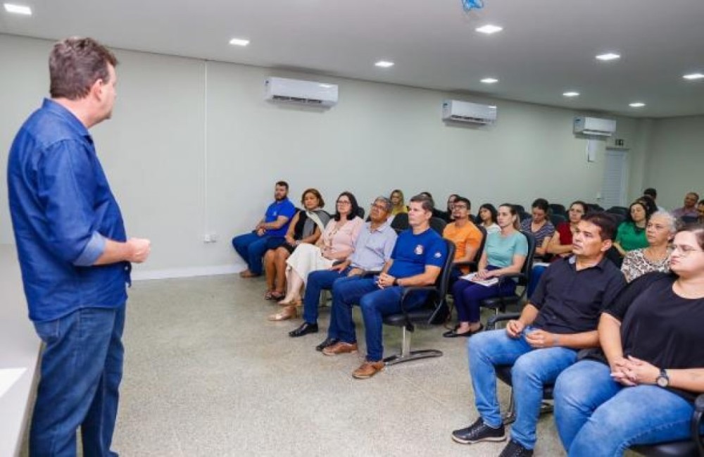 Prefeitura dá início às ações de formação continuada de seus servidores