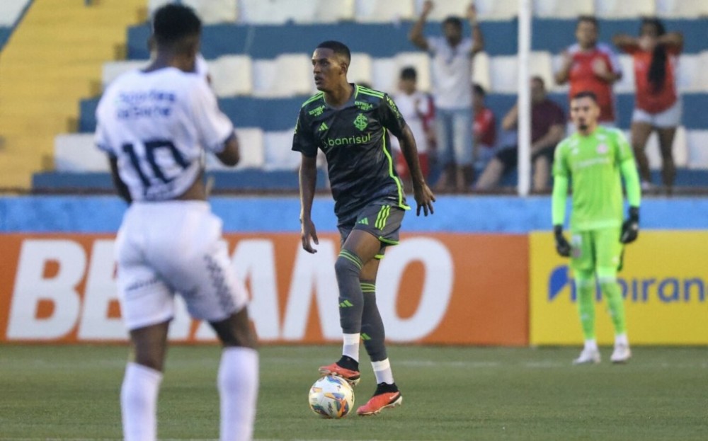 Inter vence o São José e assume a liderança do Gauchão